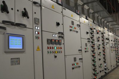 PLC控制柜厂家介绍，控制柜运行的特性